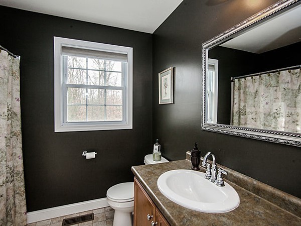 33 Cart Path Road Dracut, MA 01826 - Photo 17 of 30 Gallery Image 17