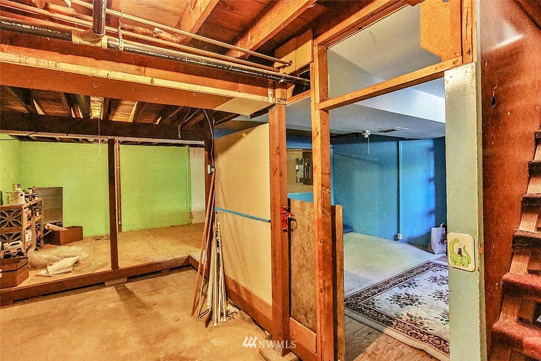 4005 Southeast Horstman Road Port Orchard, WA 98366 - Photo 19 of 25 Gallery Image 19