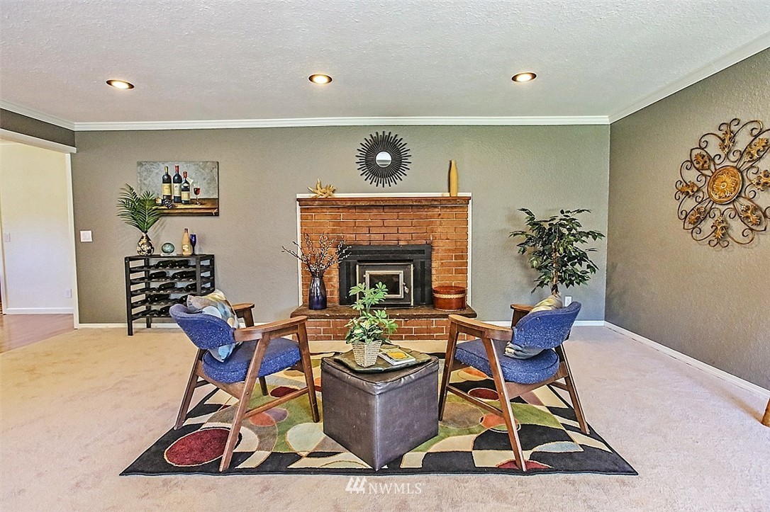 4005 Southeast Horstman Road Port Orchard, WA 98366 - Photo 3 of 25 Gallery Image 3