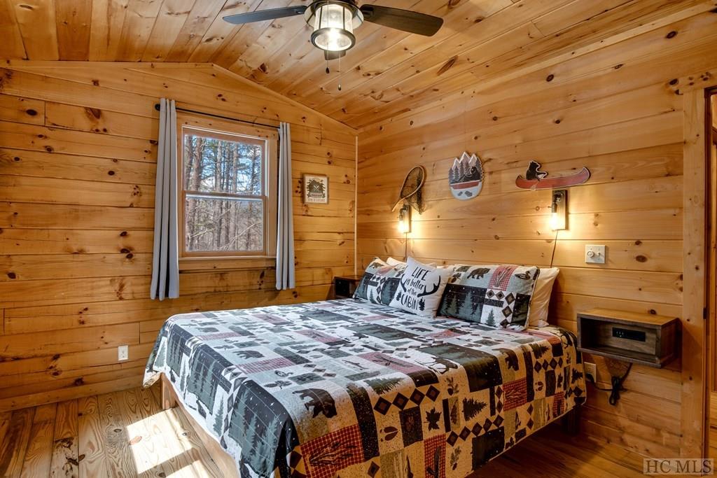 674 Sanders Road Franklin, NC 28734 - Photo 22 of 61 Gallery Image 22