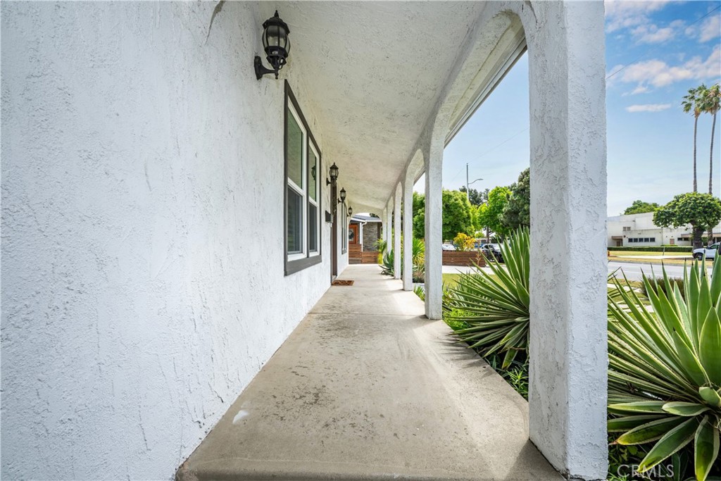 5735 East Wardlow Road Long Beach, CA 90808 - Photo 7 of 61