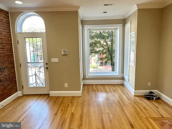 $3,200 | 1227 Linden Place Northeast, Washington, DC 20002
