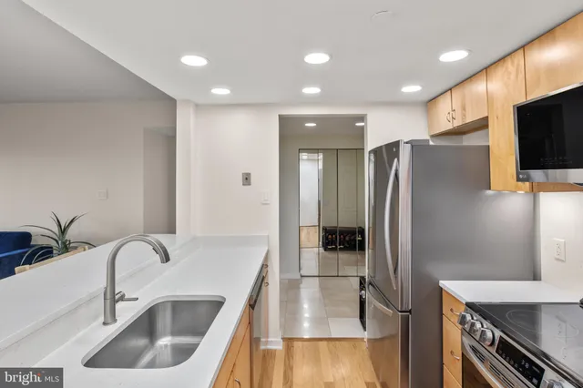 $469,900 | 1530 Key Boulevard, Unit 426, Arlington, VA 22209