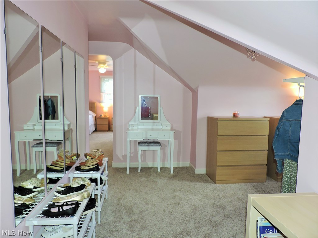 2121 Lorimer Road Cleveland, OH 44134 - Photo 14 of 33