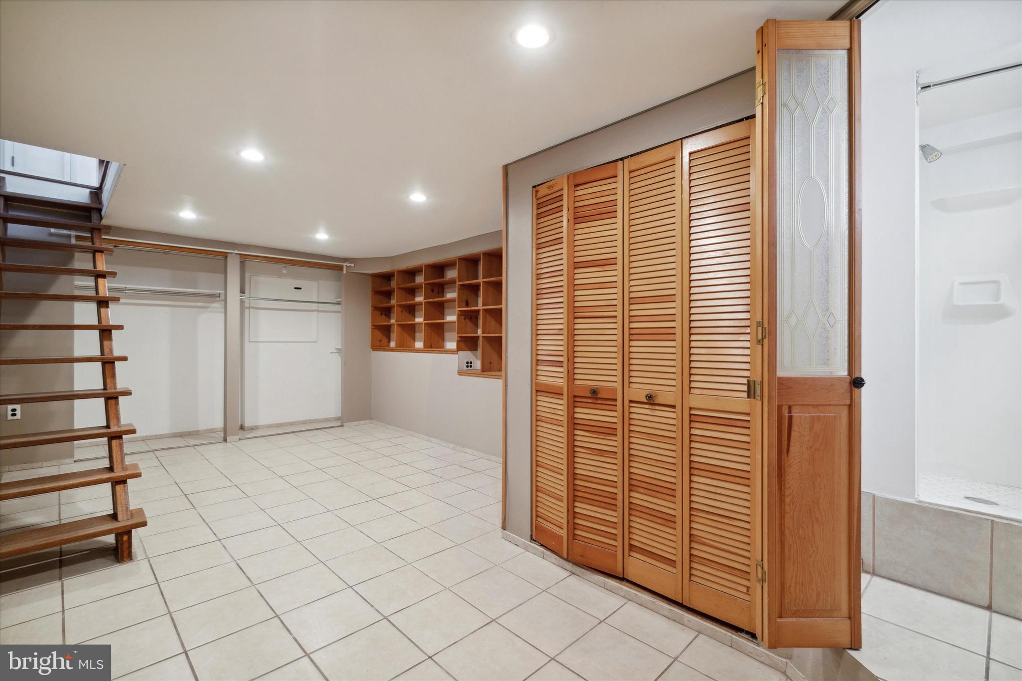 231 Tree Street Philadelphia, PA 19148 - Photo 9 of 16