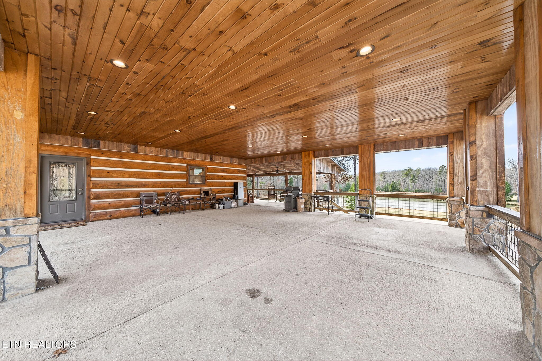 672 Falls Road Monterey, TN 38574 - Photo 16 of 60 12-web-or-mls-672 Falls Rd_062_TNPC