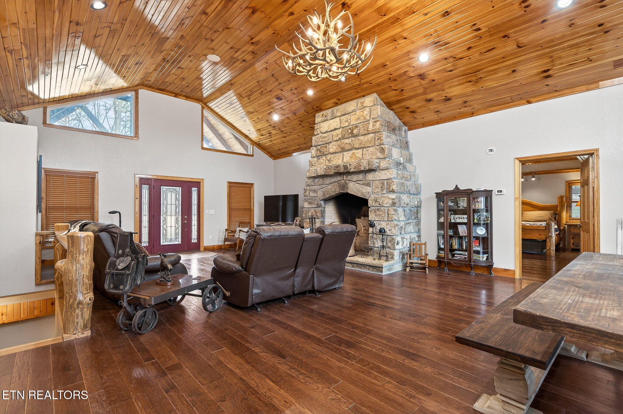 672 Falls Road Monterey, TN 38574 - Photo 23 of 60 23-web-or-mls-672 Falls Rd_122_TNPC