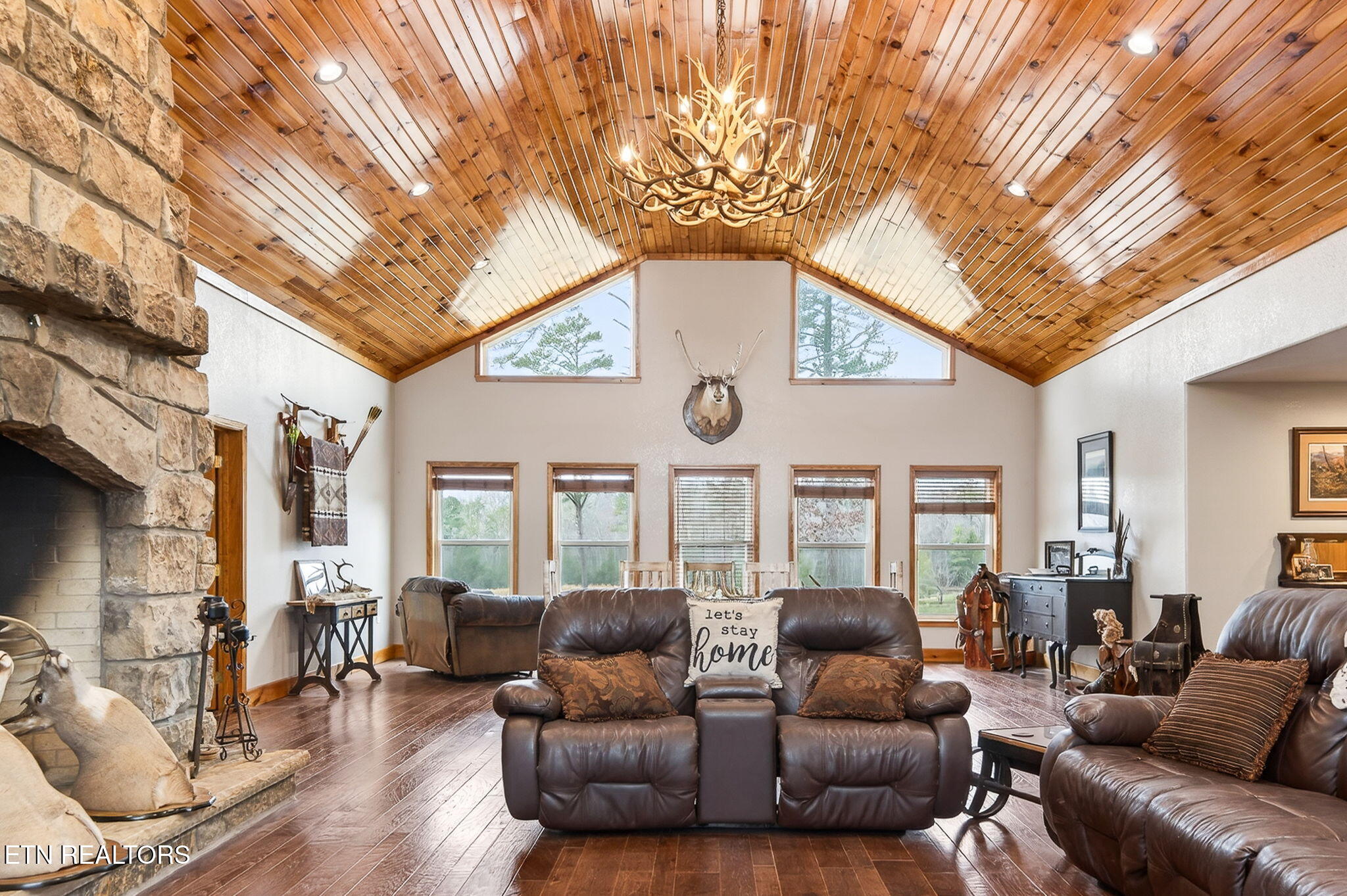 672 Falls Road Monterey, TN 38574 - Photo 24 of 60 26-web-or-mls-672 Falls Rd_137_TNPC