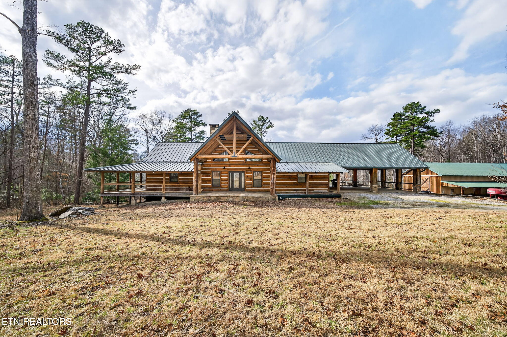 672 Falls Road Monterey, TN 38574 - Photo 3 of 60 3-web-or-mls-672 Falls Rd_007_TNPC