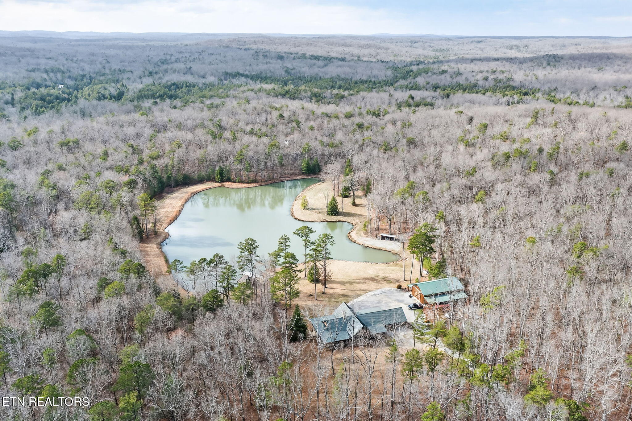 672 Falls Road Monterey, TN 38574 - Photo 6 of 60 60-web-or-mls-672 Falls Rd_308_TNPC