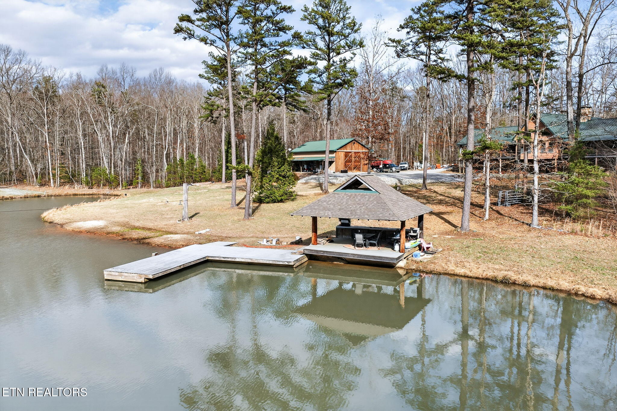 672 Falls Road Monterey, TN 38574 - Photo 7 of 60 68-web-or-mls-672 Falls Rd_343_TNPC