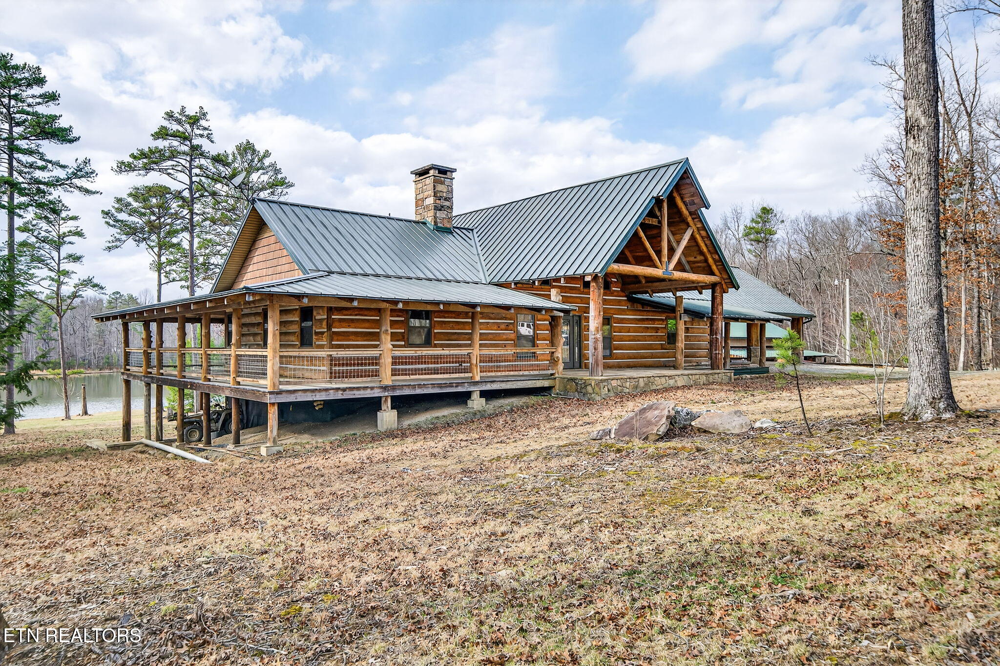 672 Falls Road Monterey, TN 38574 - Photo 9 of 60 6-web-or-mls-672 Falls Rd_024_TNPC