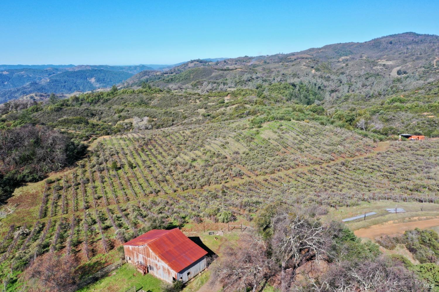 32400 Pine Mountain Road Cloverdale, CA 95425 - Photo 4 of 60