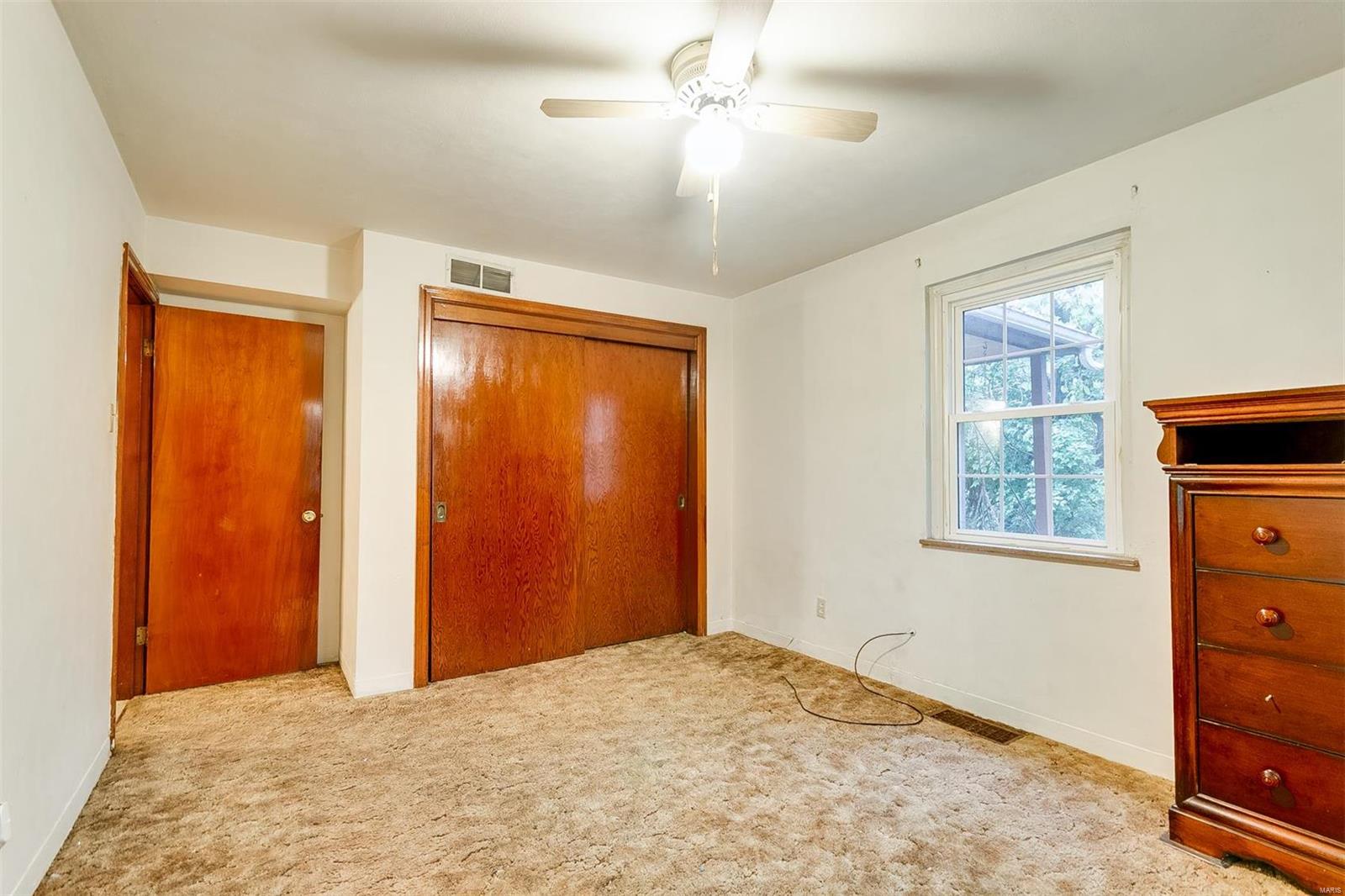 9329 Bunkum Road Fairview Heights, IL 62208 - Photo 14 of 20 Gallery Image 14