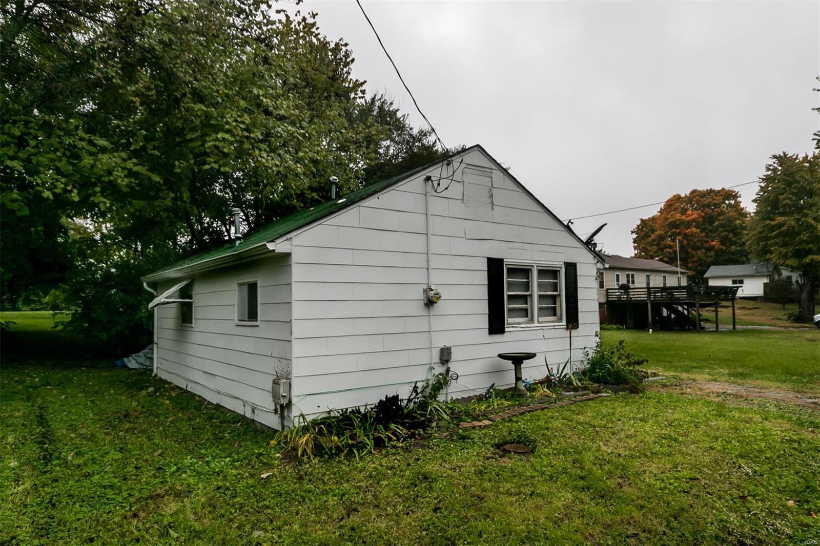 9329 Bunkum Road Fairview Heights, IL 62208 - Photo 19 of 20 Gallery Image 19