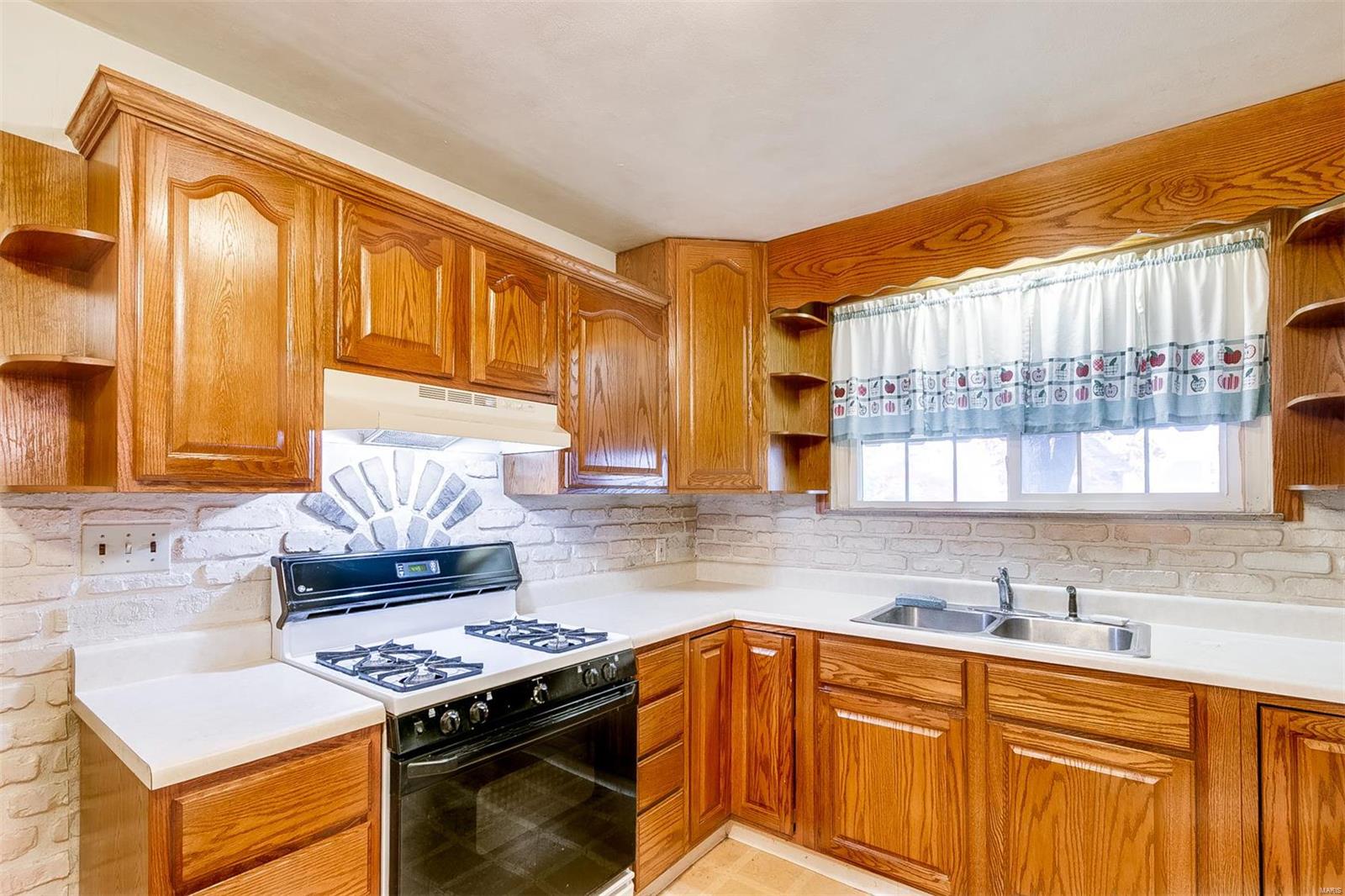 9329 Bunkum Road Fairview Heights, IL 62208 - Photo 7 of 20 Gallery Image 7