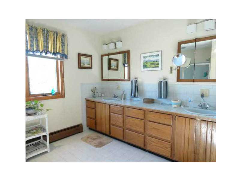 58 Point Road Portsmouth, RI 02871 - Photo 23 of 24 Master Bath/Spa.