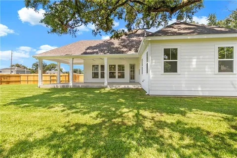 $699,000 | 816 Colony Place, Metairie, LA 70003