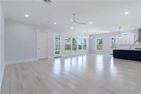 $699,000 | 816 Colony Place, Metairie, LA 70003