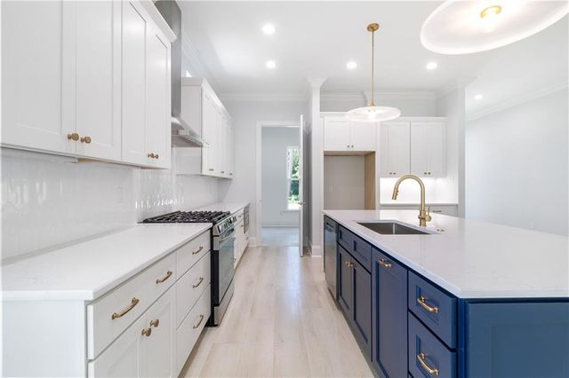 $699,000 | 816 Colony Place, Metairie, LA 70003