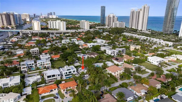 a picture of city view