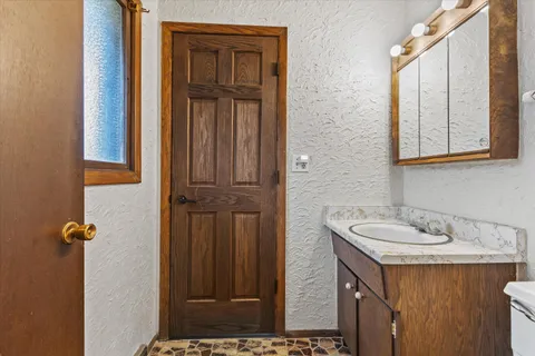 $415,000 | N59W26250 Indian Head Drive, Lisbon, WI 53089