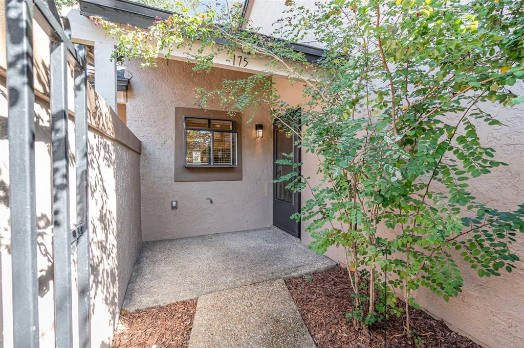 940 Douglas Avenue, Unit 175 Altamonte Springs, FL 32714 - Photo 6 of 44 a view of a house with a tree