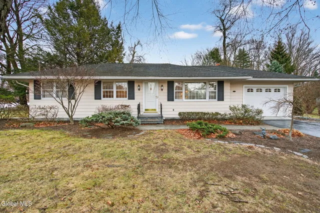 $399,900 | 21 Weiser Street, Bethlehem, NY 12077