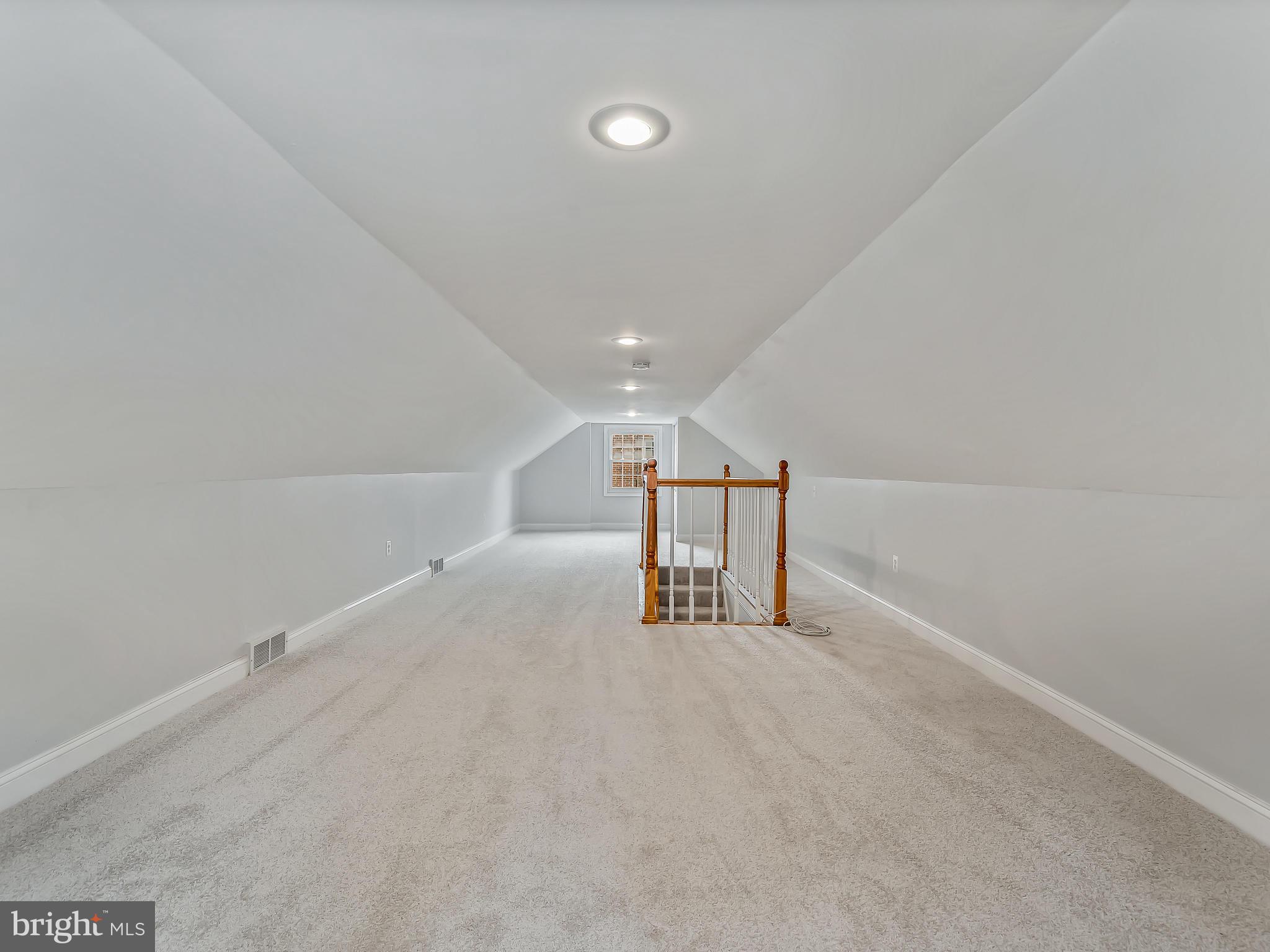 3620 Clifmar Road Baltimore, MD 21244 - Photo 21 of 31 HUGE upstairs bedroom!
