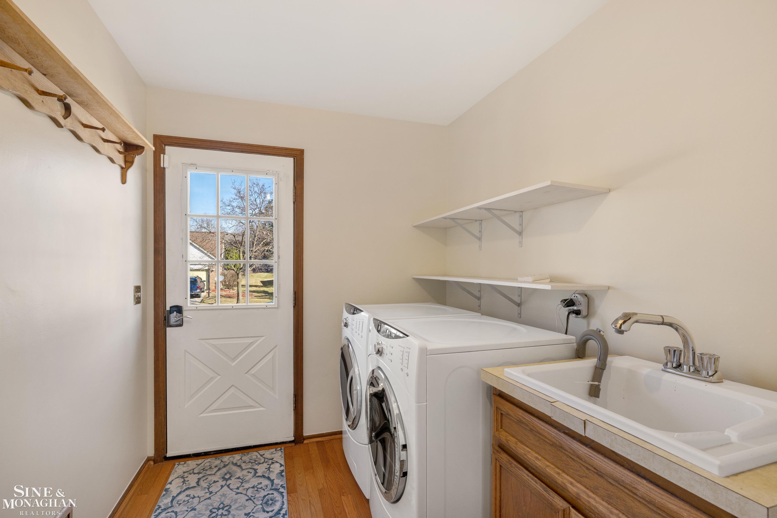 610 Deerfield Court Rochester, MI 48309 - Photo 20 of 55 50169343-3d07954a-05a5-4cbb-ba0d-400500bf6117.JPG