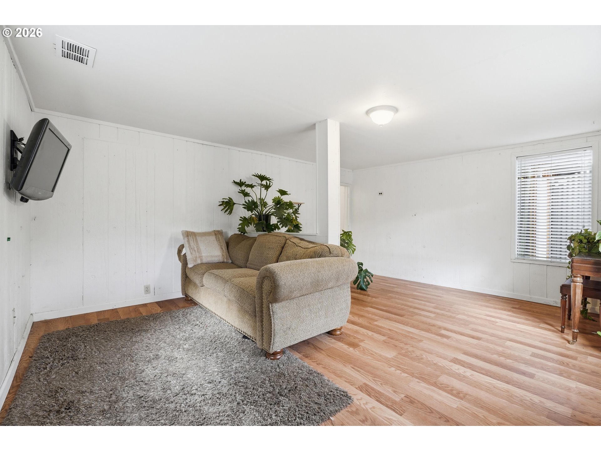 6712 Southeast Pardee Street, Unit A Portland, OR 97206 - Photo 3 of 34