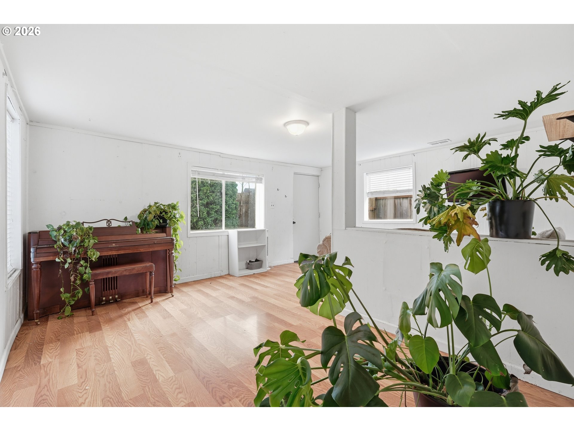 6712 Southeast Pardee Street, Unit A Portland, OR 97206 - Photo 8 of 34