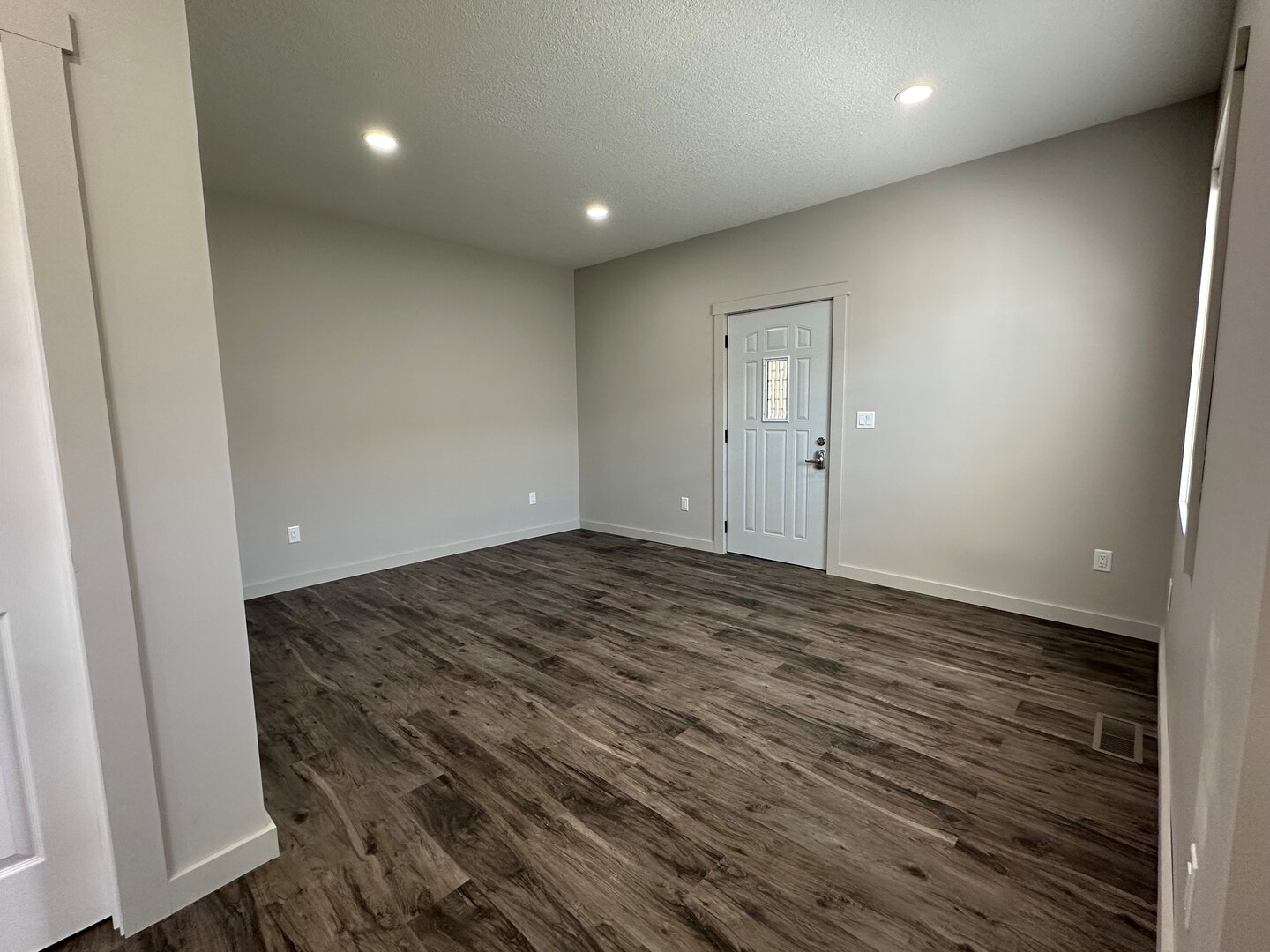 442 Ferry Road Miles, IA 52064 - Photo 2 of 17 Gallery Image 2