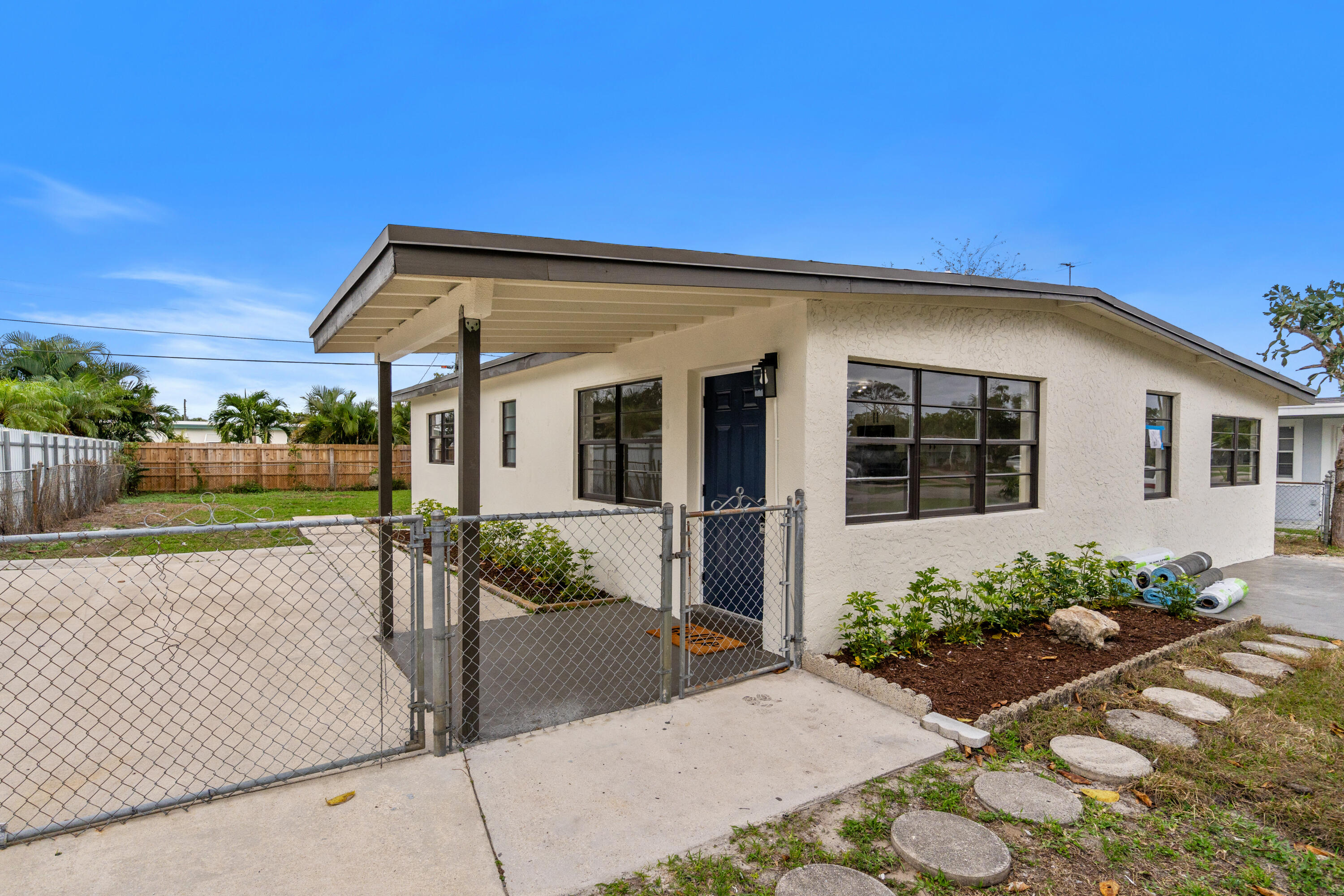 2415 Lewis Road West Palm Beach, FL 33415 - Photo 25 of 31 DSC03201