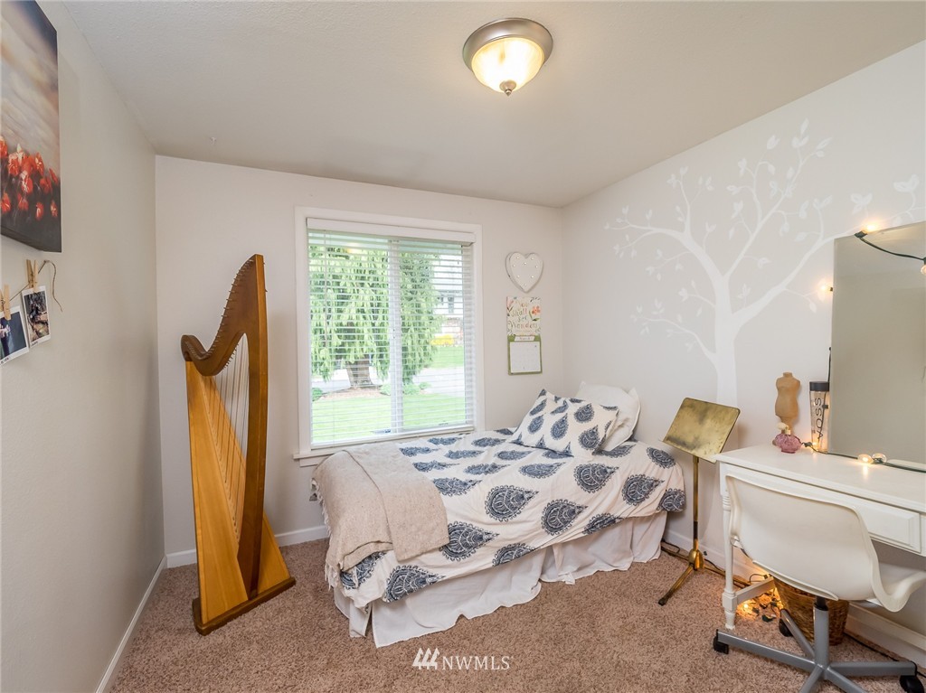 11803 Northeast 157th Street Bothell, WA 98011 - Photo 12 of 15 Gallery Image 12