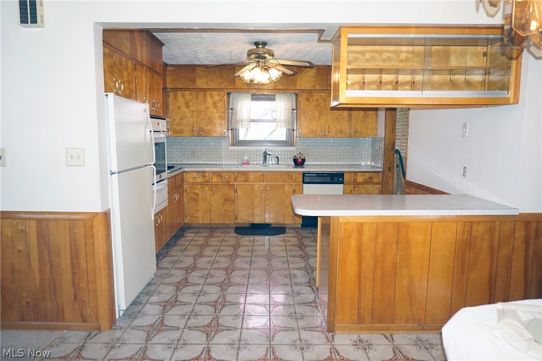 1599 Breiding Road Akron, OH 44310 - Photo 11 of 35 Spacious Kitchen