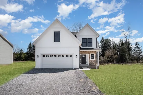 $594,900 | 70 Chase Meadow Trail, Mendon, NY 14472