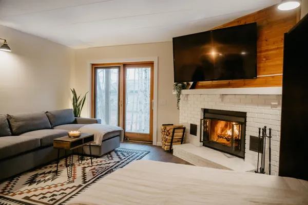 $229,000 | 11 C Snow Tree Lane, Unit BIRCHES 11C, West Dover, VT 05356