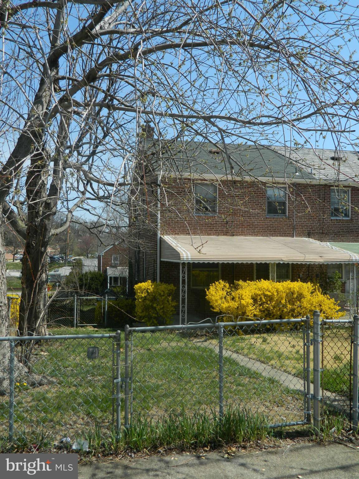 3834 Monterey Road Baltimore, MD 21218 - Photo 4 of 26 a view of swimming pool