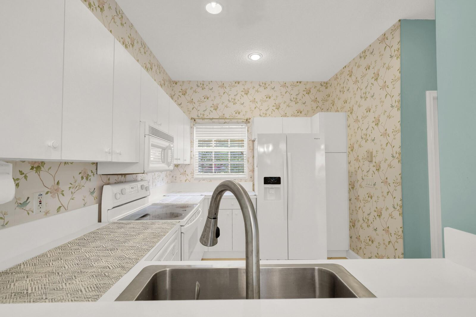 10120 Boca Palm Drive Boca Raton, FL 33498 - Photo 4 of 21 Photo 4