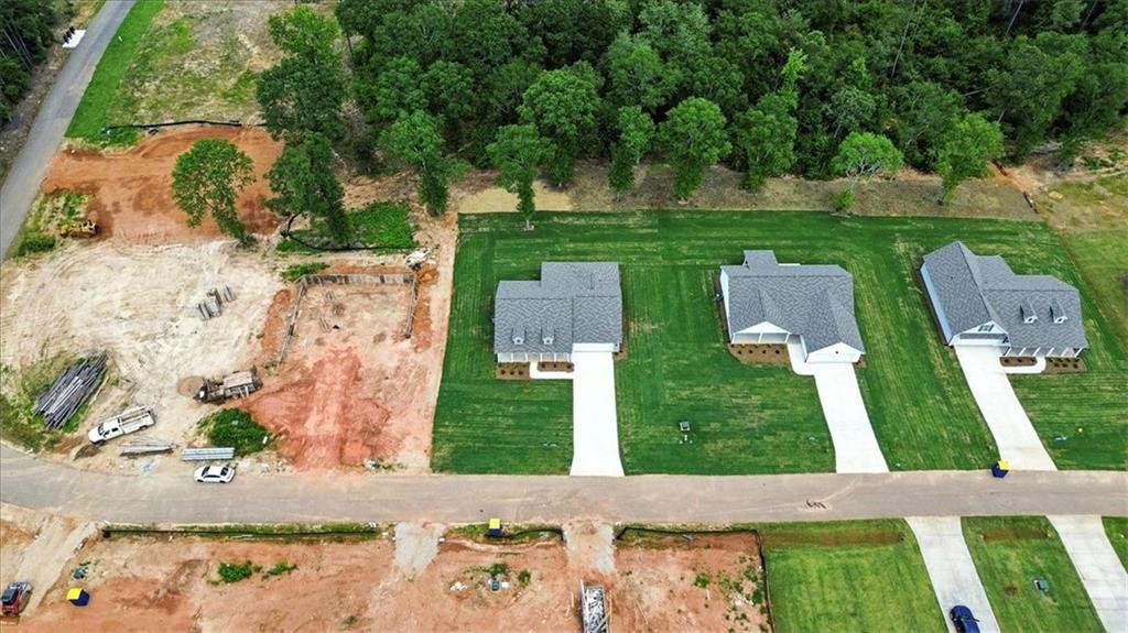 277 Rachel Lane Hartwell, GA 30643 - Photo 7 of 35 front view of a house with a yard