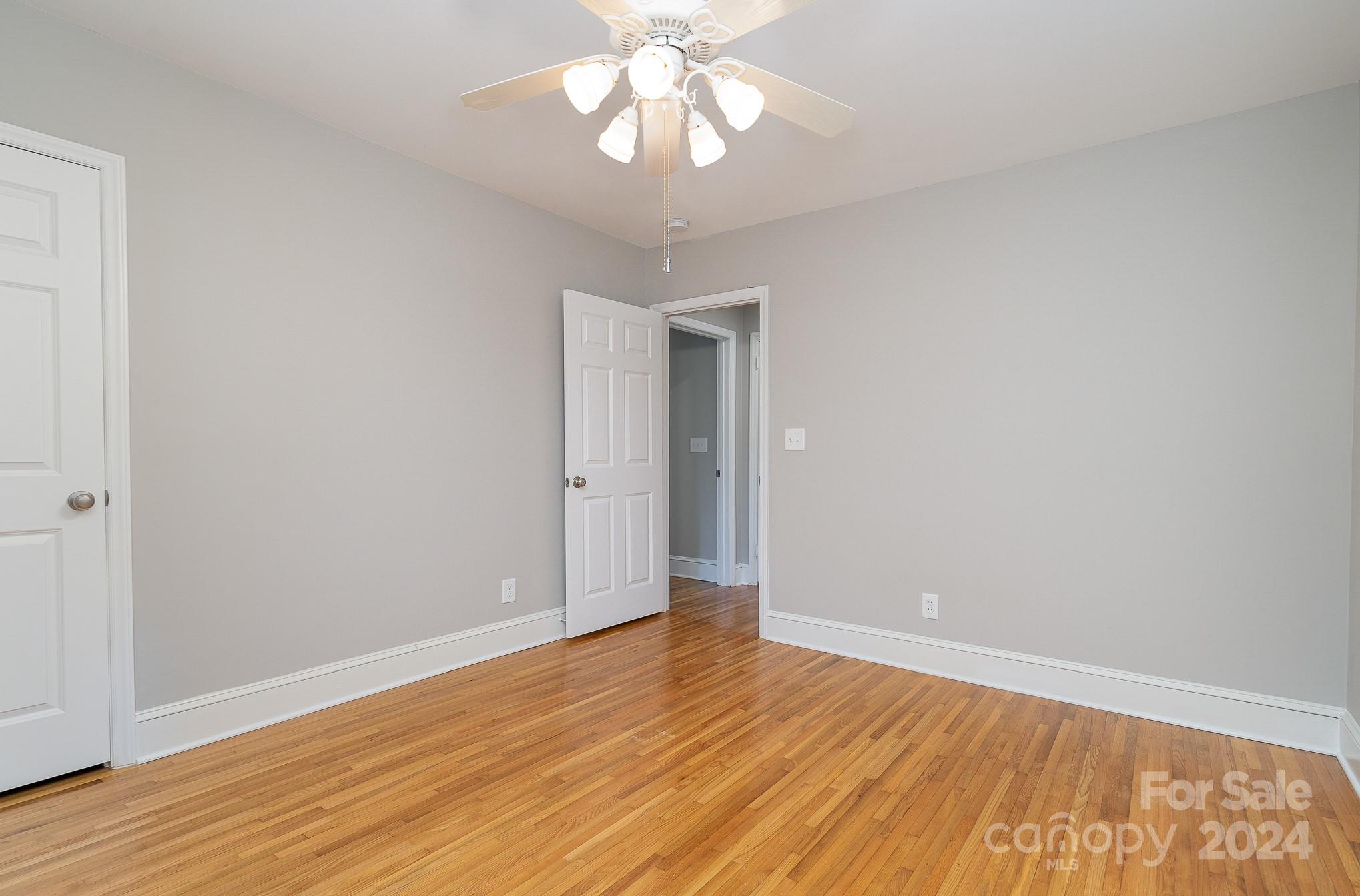 5500 Robinhood Road Charlotte, NC 28211 - Photo 29 of 37 Gallery Image 29