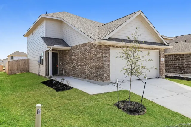$1,575 | 9422 Somers Bend, San Antonio, TX 78211