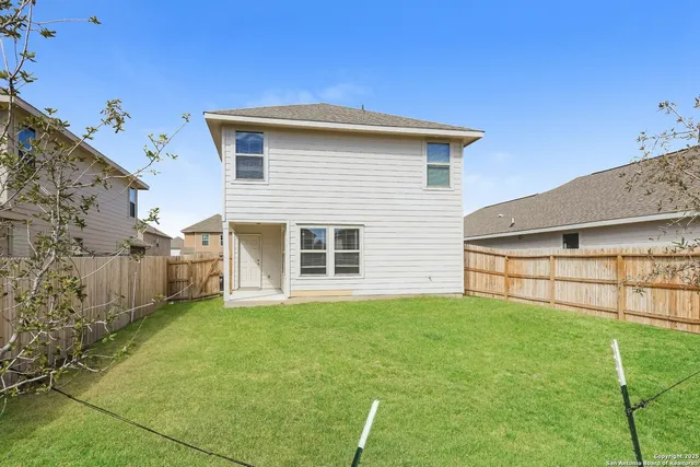 $1,575 | 9422 Somers Bend, San Antonio, TX 78211