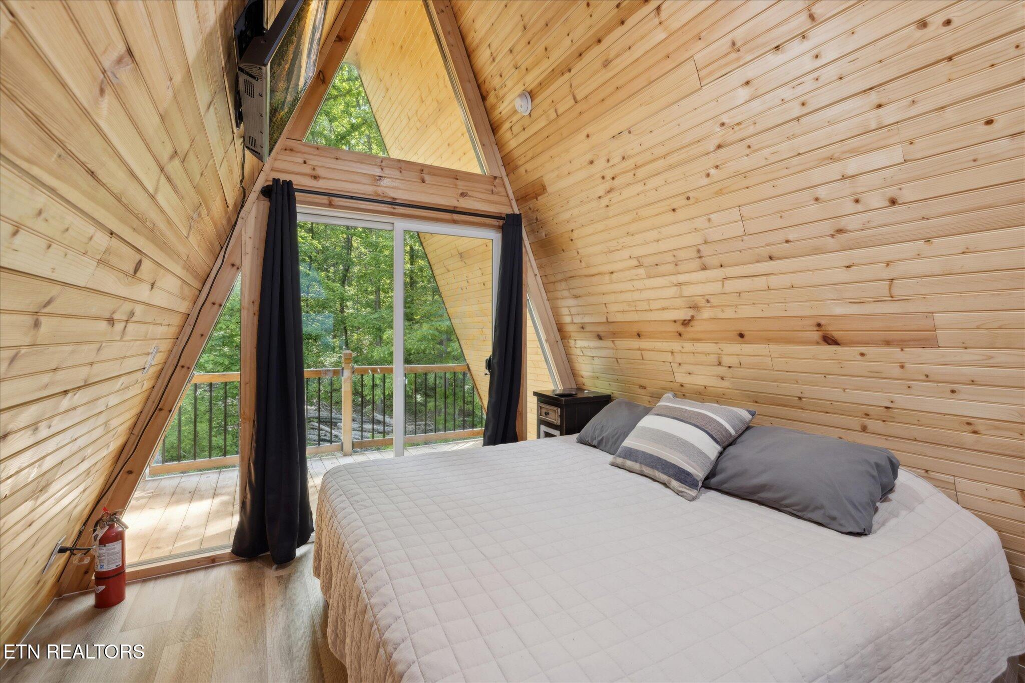 1094 Highway 25E Newport, TN 37821 - Photo 15 of 25 19-IMG_0086