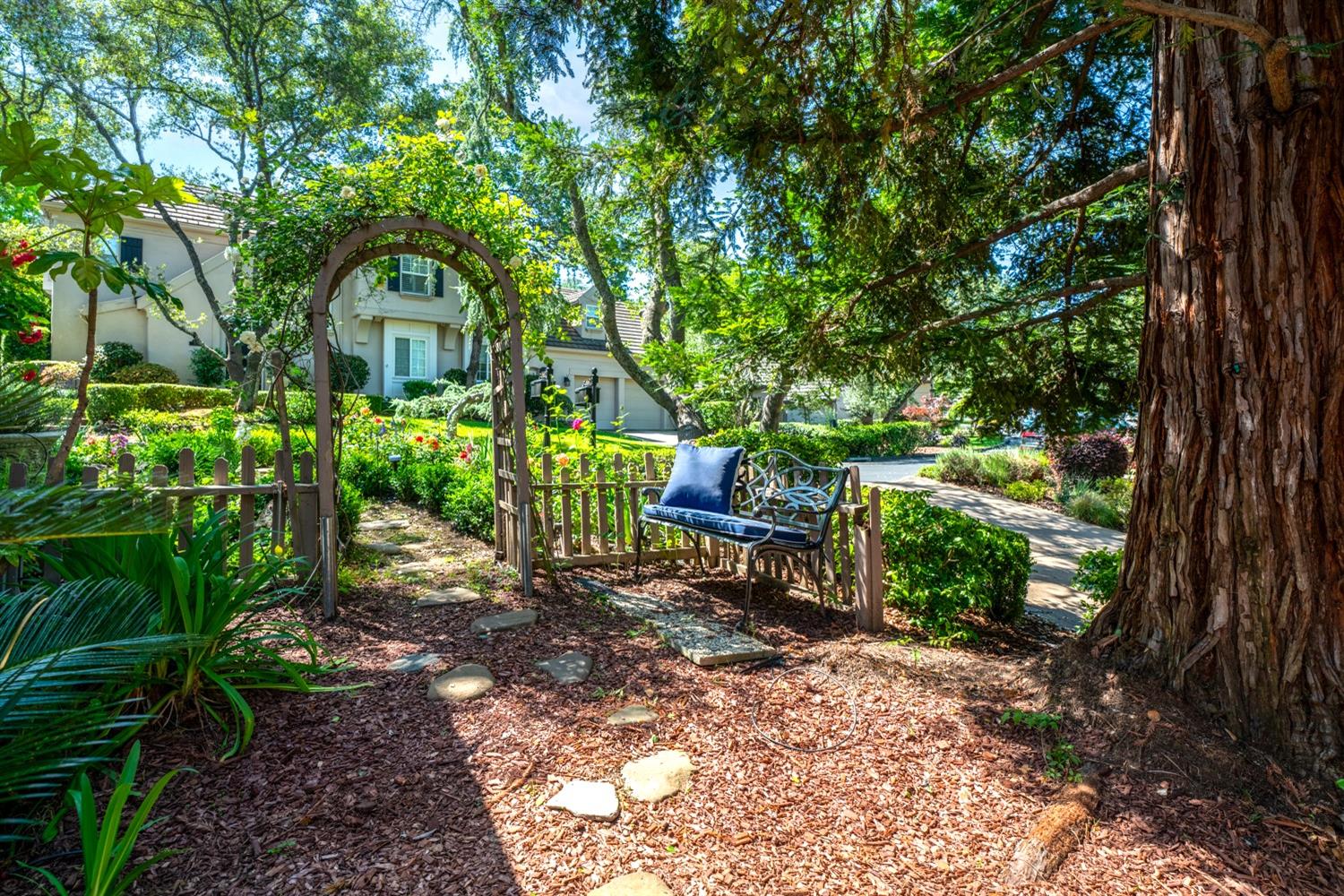 5512 Riviera Granite Bay, CA 95746 - Photo 5 of 76