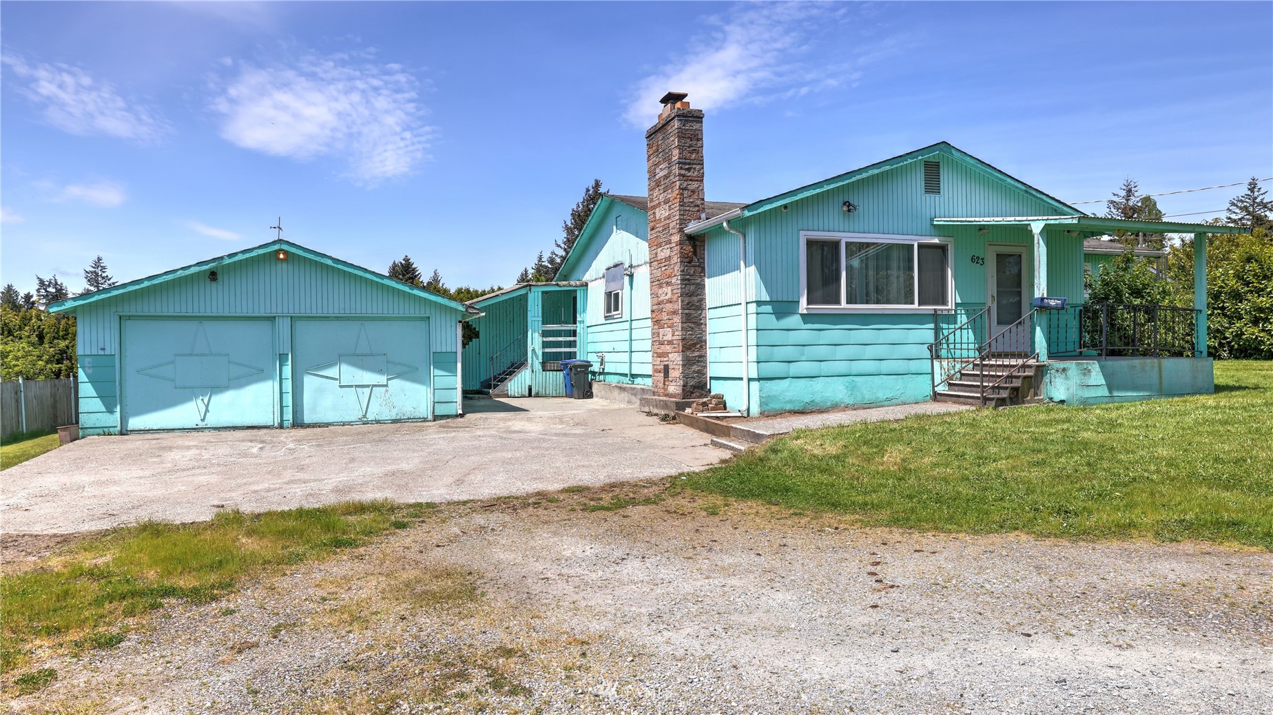 623 Southwest 126th Street Seattle, WA 98146 - Photo 5 of 28 Gallery Image 5