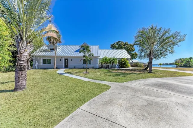 $875,000 | 9610 Southwest Yacht Drive, Arcadia, FL 34269