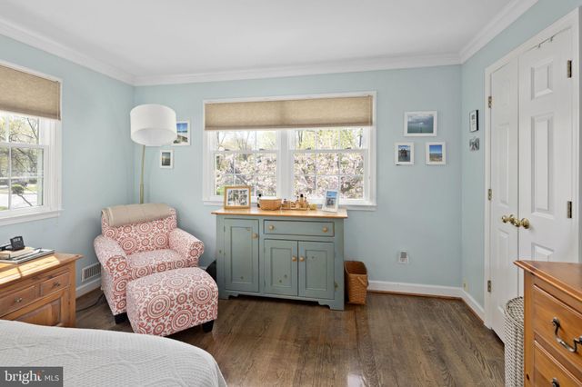 $900,000 | 2210 Londonderry Road, Alexandria, VA 22308