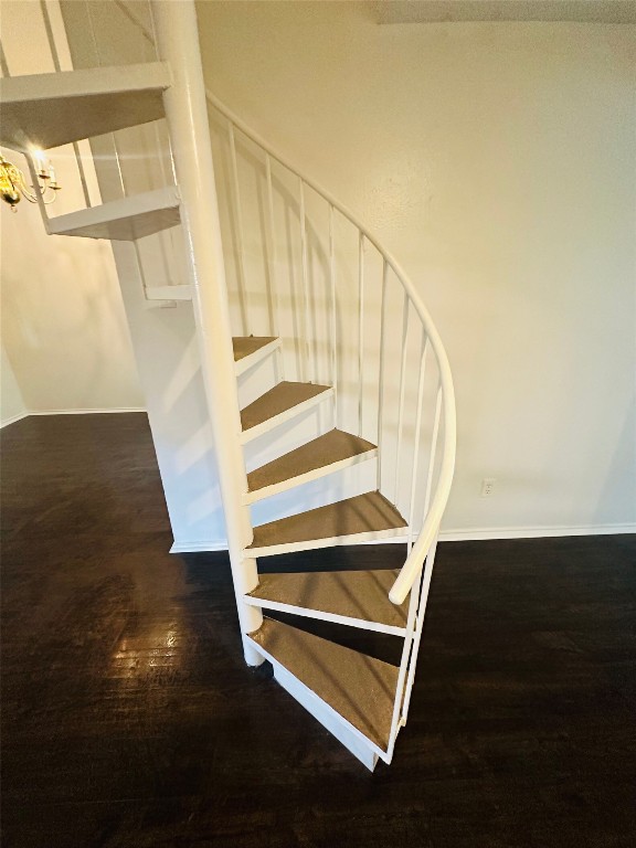 2401 Leon Street, Unit 307 Austin, TX 78705 - Photo 21 of 27 a view of entryway